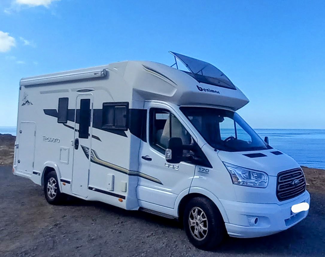 Benimar Tessoro exterior